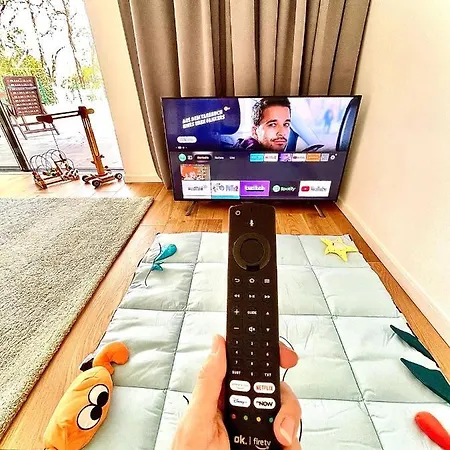 100m2 Im Haus Am Mit Garten Bei Potsdam 아파트