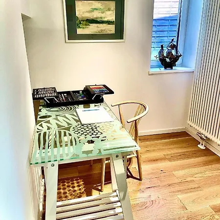 100m2 Im Haus Am Mit Garten Bei Potsdam Apartmán *