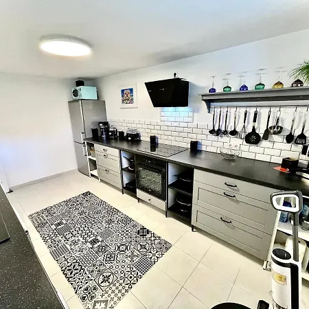 Apartmán 100m2 Im Haus Am Mit Garten Bei Potsdam *