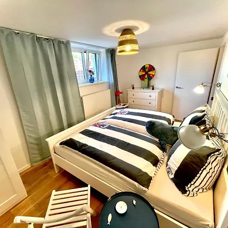 100m2 Im Haus Am Mit Garten Bei Potsdam 아파트 *